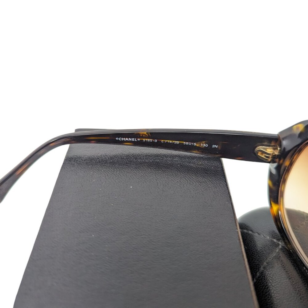 Chanel Interlocking Cc Tortoiseshell Acetate Retr… - image 4